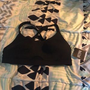 NWT VICTORIA’S SECRET SPORTS BRA